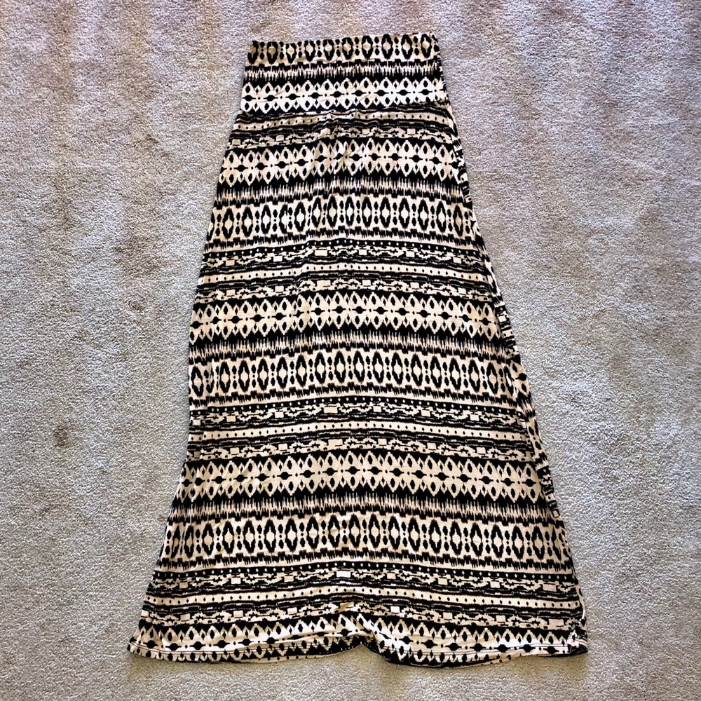 WET SEAL Maxi Skirt
